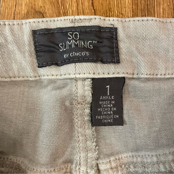 CHICOS Women’s So Slimming Light Tan Gray Ankle Jeans Size 1 - Picture 2 of 13